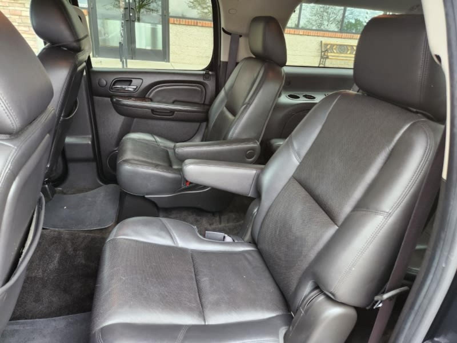 2012 GMC YUKON DENALI XL 4WD (1GKS2MEF5CR) with an 6.2L V8 OHV 16V engine, 6-Speed Automatic transmission, located at 8595 Washington St., Thornton, CO, 80229, (303) 287-5511, 39.852348, -104.978447 - Are you in the market for a pre-owned vehicle in Thornton, CO? Look no further than D1 Auto Credit - Thornton, a trusted used car dealer serving Denver County, Jefferson County, Adams County, and the surrounding areas. At D1 Auto Credit, we specialize in providing bad credit auto loans for quality u - Photo #11