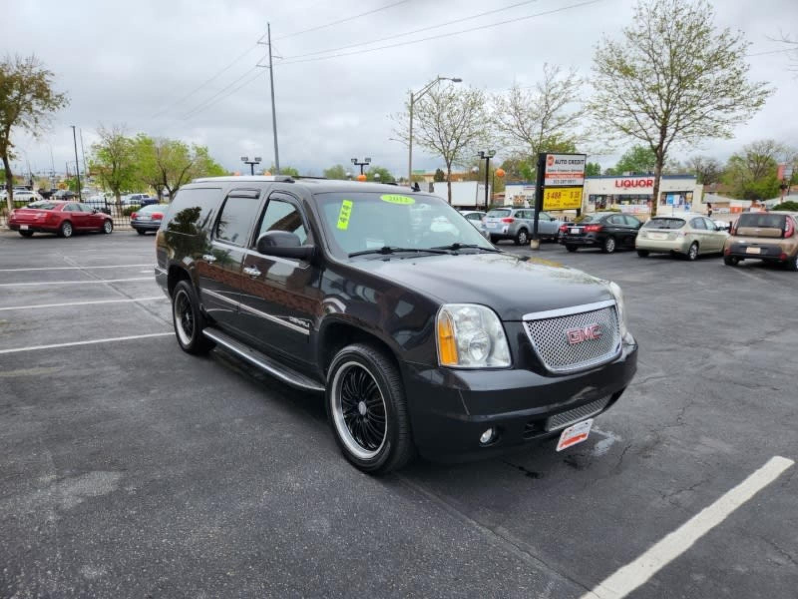 2012 GMC YUKON DENALI XL 4WD (1GKS2MEF5CR) with an 6.2L V8 OHV 16V engine, 6-Speed Automatic transmission, located at 8595 Washington St., Thornton, CO, 80229, (303) 287-5511, 39.852348, -104.978447 - Are you in the market for a pre-owned vehicle in Thornton, CO? Look no further than D1 Auto Credit - Thornton, a trusted used car dealer serving Denver County, Jefferson County, Adams County, and the surrounding areas. At D1 Auto Credit, we specialize in providing bad credit auto loans for quality u - Photo #3