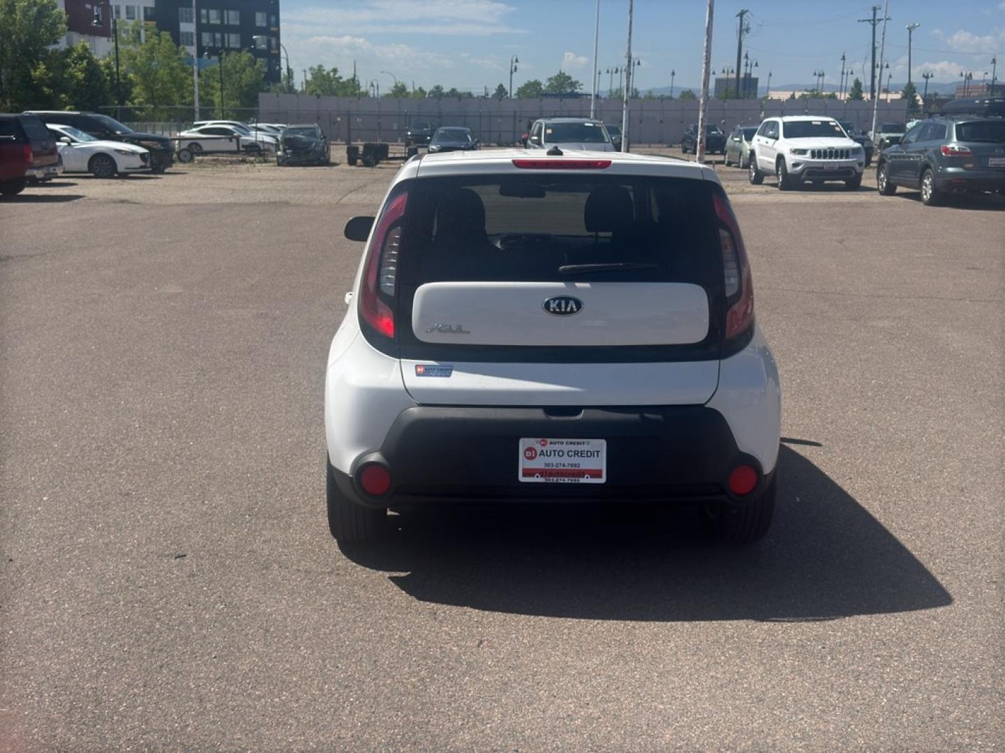 2015 WHITE Kia Soul + (Plus) (KNDJP3A56F7) with an 4 Cyl, 2.0L engine, Automatic transmission, located at 10890 W. Colfax Ave., Lakewood, CO, 80215, (303) 274-7692, 39.739914, -105.120132- Photo#3