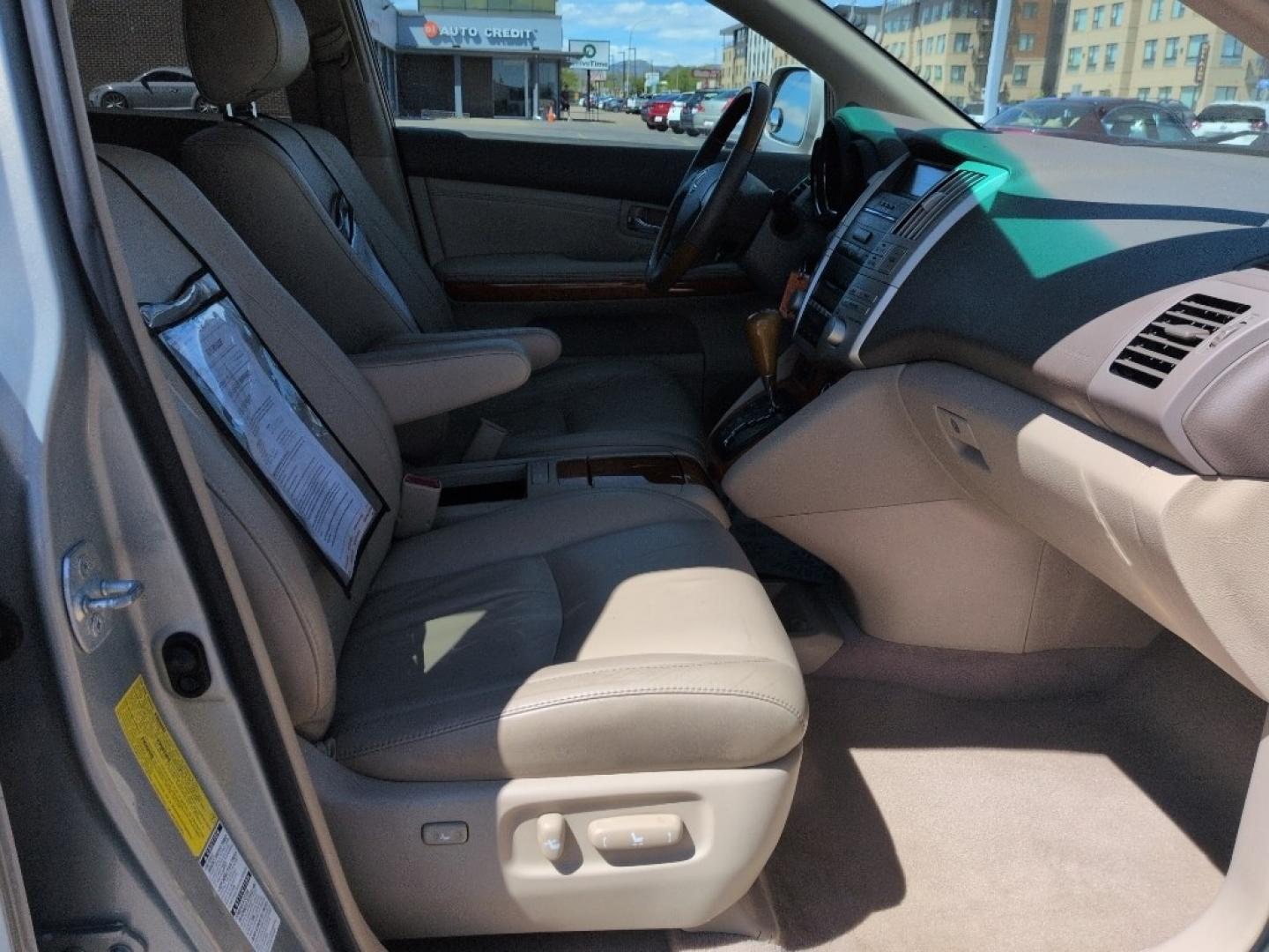 2007 BLUE Lexus RX 350 Base (2T2HK31U47C) with an V6, 3.5L engine, Automatic transmission, located at 10890 W. Colfax Ave., Lakewood, CO, 80215, (303) 274-7692, 39.739914, -105.120132 - Photo#19