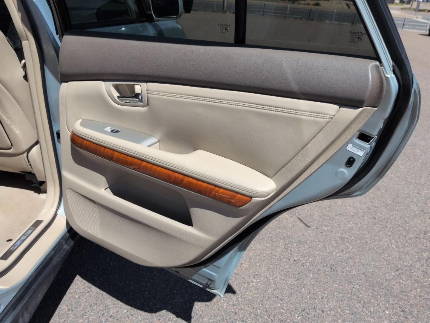 2007 BLUE Lexus RX 350 Base (2T2HK31U47C) with an V6, 3.5L engine, Automatic transmission, located at 10890 W. Colfax Ave., Lakewood, CO, 80215, (303) 274-7692, 39.739914, -105.120132 - Photo#20