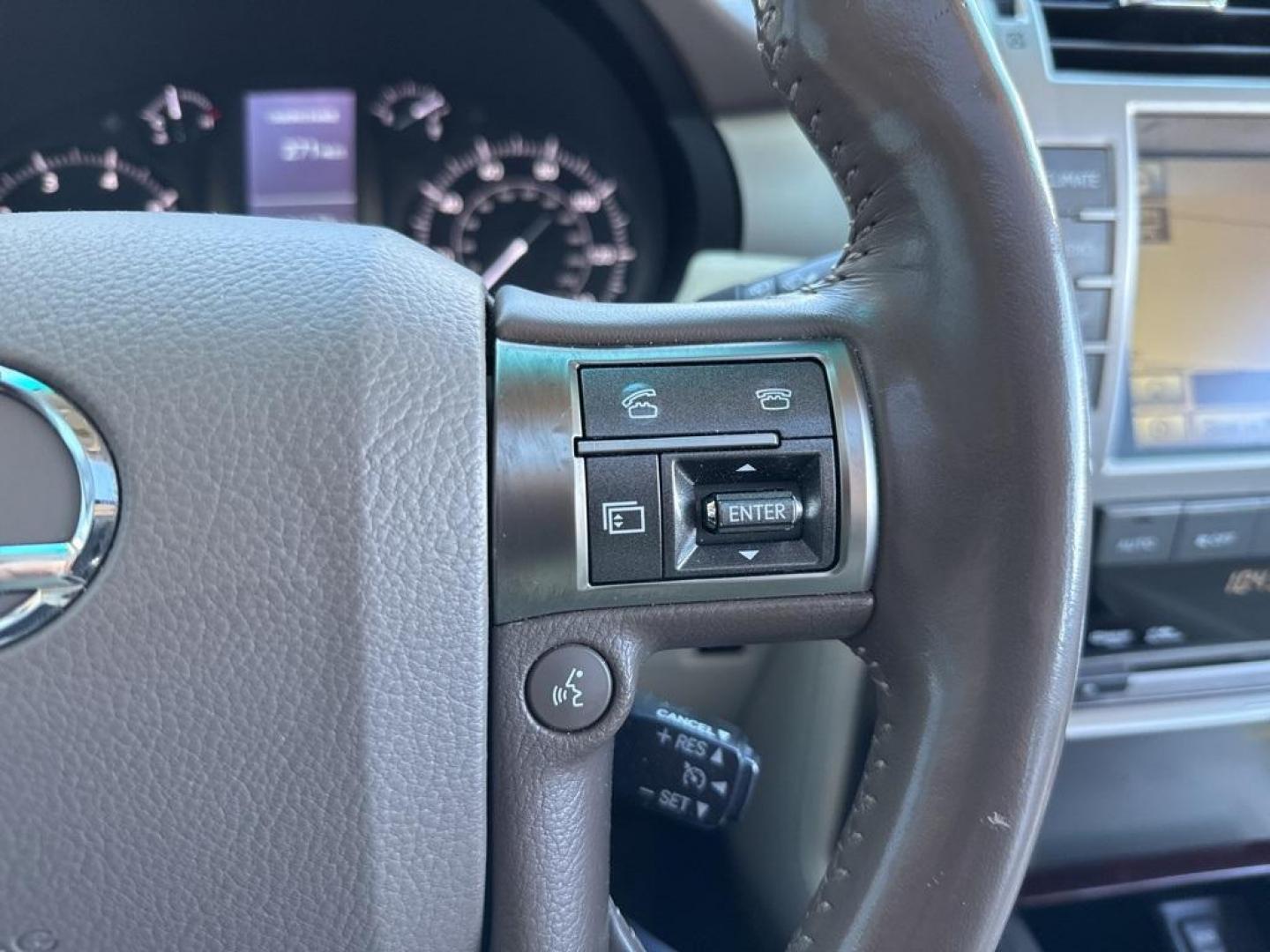 2010 White Lexus GX 460 (JTJBM7FX7A5) with an 4.6L V8 DOHC Dual VVT-i 32V engine, Automatic transmission, located at 10890 W. Colfax Ave., Lakewood, CO, 80215, (303) 274-7692, 39.739914, -105.120132 - 2010 Lexus GX 4WD<br><br>D1 Auto NEVER charges dealer fees! All cars have clean titles and have been inspected for mechanical issues. We have financing for everyone. Good credit, bad credit, first time buyers.<br><br>Please call Lakewood Location 303-274-7692 or Thornton 303-287-5511 to schedule a t - Photo#35