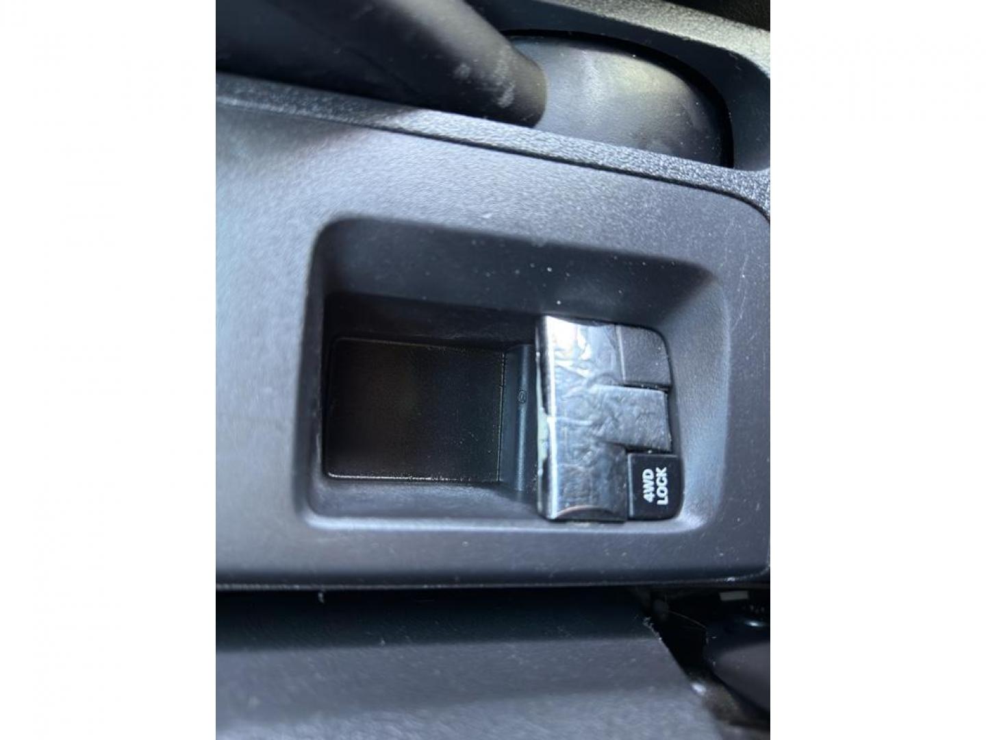 2015 SILVER Jeep Compass Sport (1C4NJDBB9FD) with an 4 Cyl, 2.4L engine, Automatic transmission, located at 10890 W. Colfax Ave., Lakewood, CO, 80215, (303) 274-7692, 39.739914, -105.120132 - Photo#14
