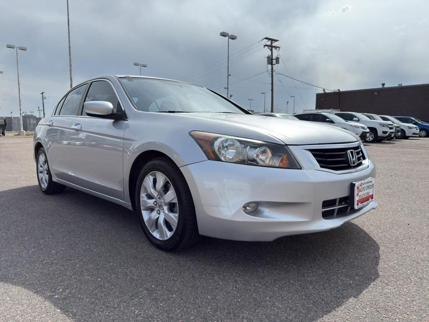 2010 SILVER Honda Accord EX-L (1HGCP3F87AA) with an V6, 3.5L engine, Automatic transmission, located at 10890 W. Colfax Ave., Lakewood, CO, 80215, (303) 274-7692, 39.739914, -105.120132 - Photo#2