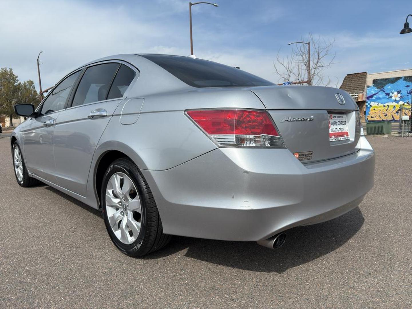 2010 SILVER Honda Accord EX-L (1HGCP3F87AA) with an V6, 3.5L engine, Automatic transmission, located at 10890 W. Colfax Ave., Lakewood, CO, 80215, (303) 274-7692, 39.739914, -105.120132 - Photo#6