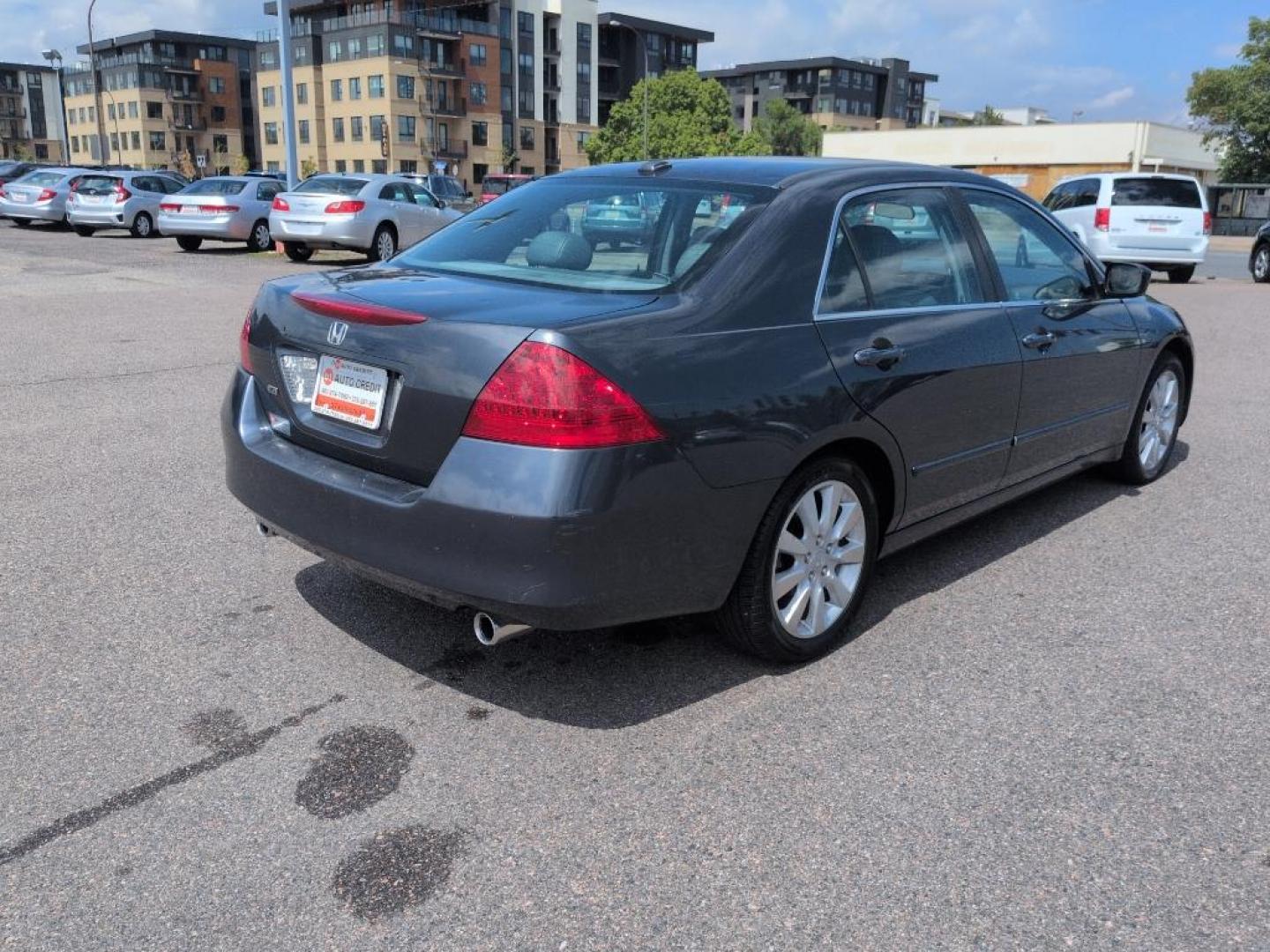 2006 GRAY Honda Accord EX (1HGCM66596A) with an V6, 3.0L engine, Automatic transmission, located at 10890 W. Colfax Ave., Lakewood, CO, 80215, (303) 274-7692, 39.739914, -105.120132 - Photo#4