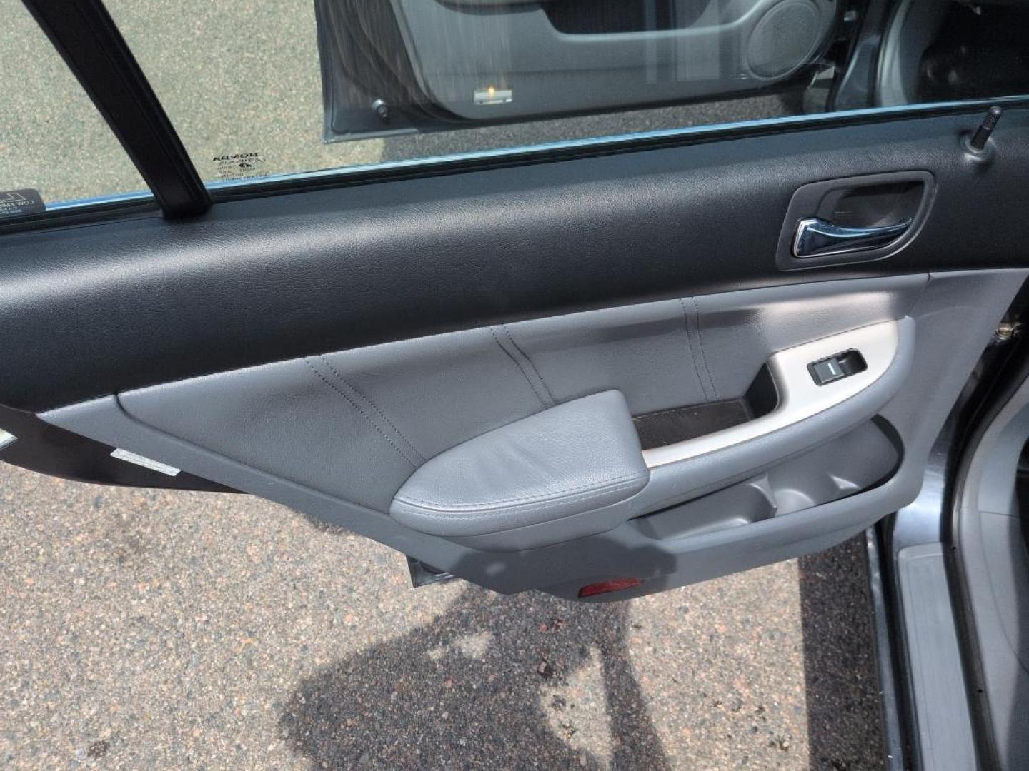 2006 GRAY Honda Accord EX (1HGCM66596A) with an V6, 3.0L engine, Automatic transmission, located at 10890 W. Colfax Ave., Lakewood, CO, 80215, (303) 274-7692, 39.739914, -105.120132 - Photo#15