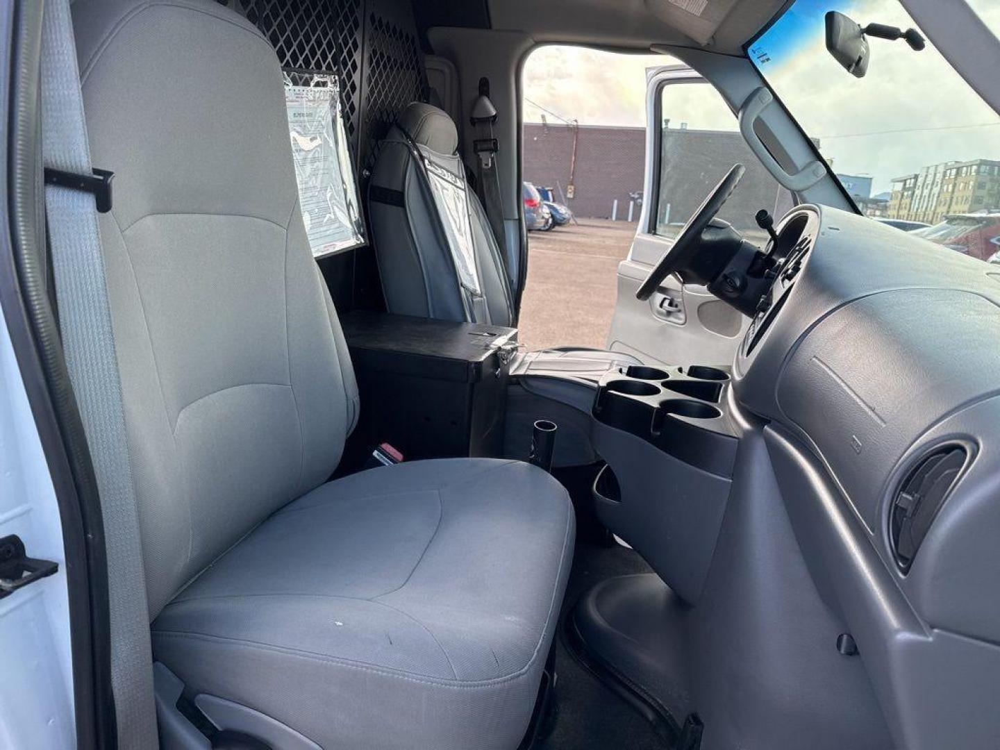 2007 WHITE Ford Econoline Base (1FTNE24L67D) with an V8, 5.4L (330 CID) engine, Automatic transmission, located at 10890 W. Colfax Ave., Lakewood, CO, 80215, (303) 274-7692, 39.739914, -105.120132 - For sale: a reliable and robust 2007 Ford Econoline E250 Base, perfect for both personal and professional use. This sturdy vehicle features a powerful V8, 5.4L (330 CID) engine, ensuring you have the strength to tackle any task. With rear-wheel drive, it provides excellent handling and stability, ma - Photo#13