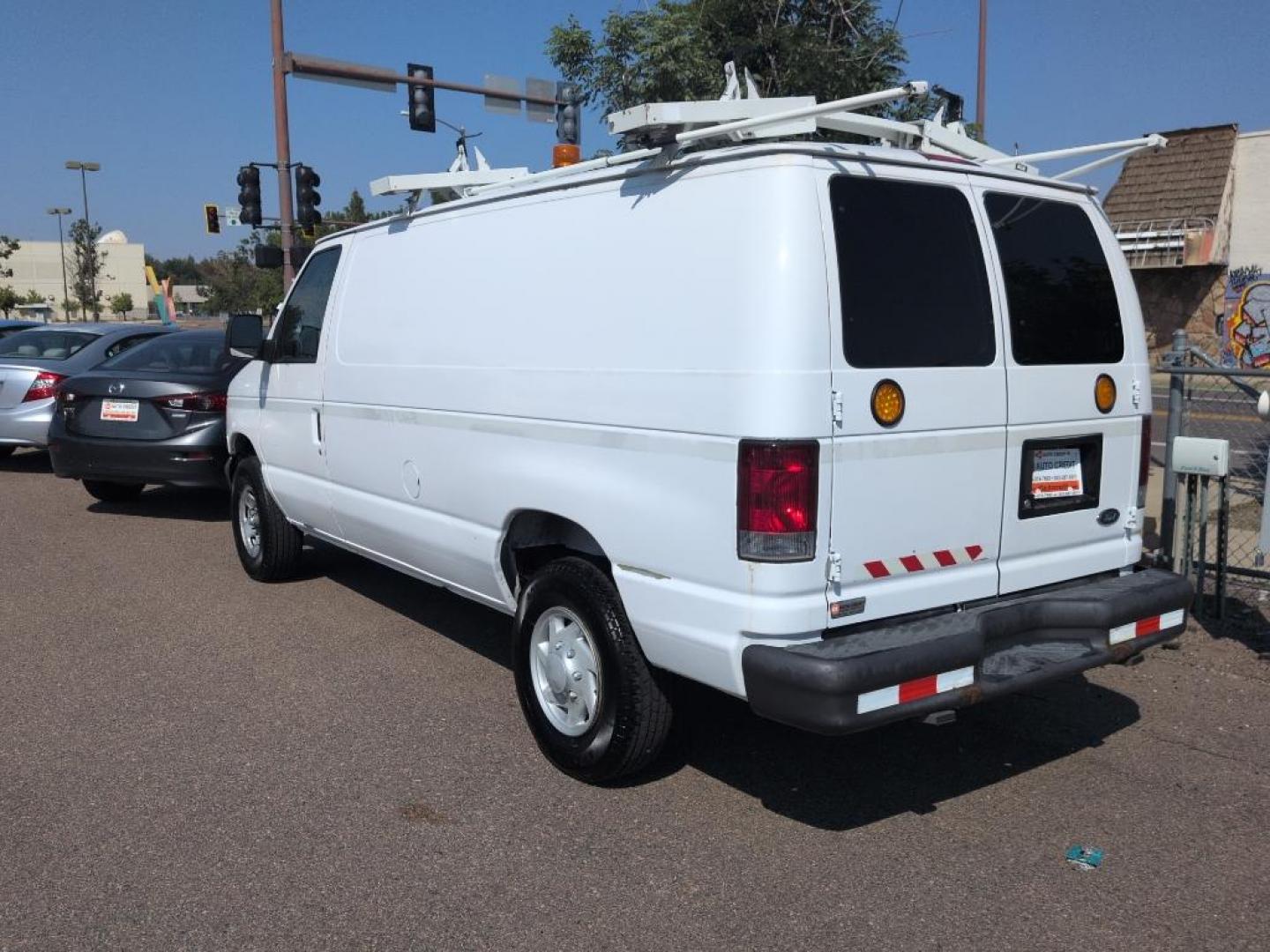 2007 WHITE Ford Econoline Base (1FTNE24L67D) with an V8, 5.4L (330 CID) engine, Automatic transmission, located at 10890 W. Colfax Ave., Lakewood, CO, 80215, (303) 274-7692, 39.739914, -105.120132 - Photo#6