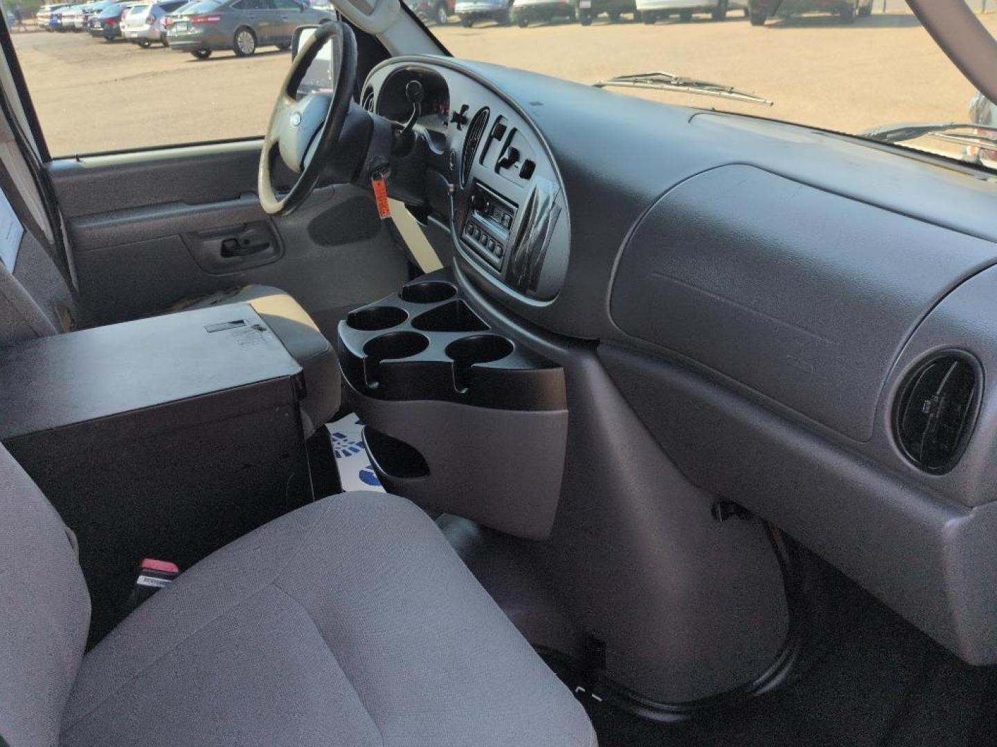 2007 WHITE Ford Econoline Base (1FTNE24L67D) with an V8, 5.4L (330 CID) engine, Automatic transmission, located at 10890 W. Colfax Ave., Lakewood, CO, 80215, (303) 274-7692, 39.739914, -105.120132 - Photo#14