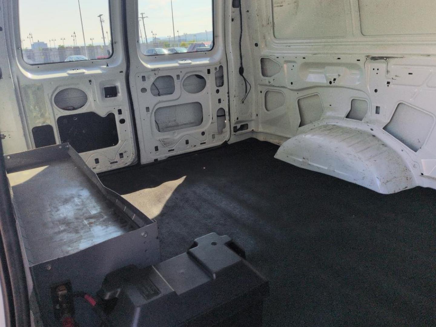 2007 WHITE Ford Econoline Base (1FTNE24L67D) with an V8, 5.4L (330 CID) engine, Automatic transmission, located at 10890 W. Colfax Ave., Lakewood, CO, 80215, (303) 274-7692, 39.739914, -105.120132 - Photo#18