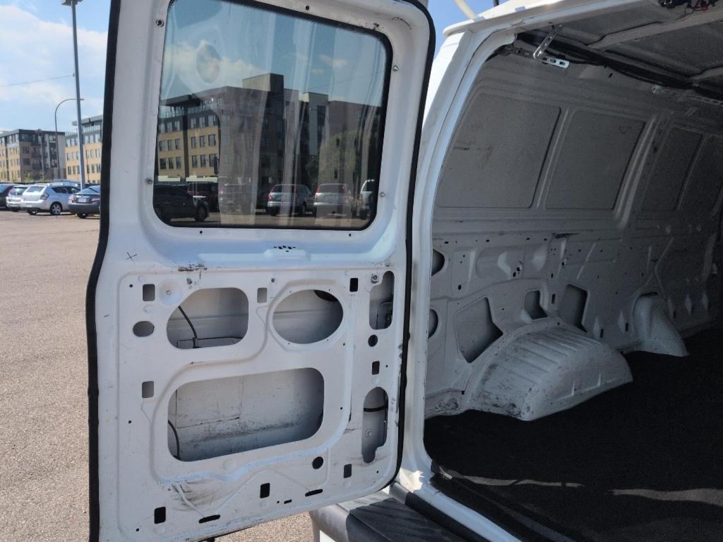 2007 WHITE Ford Econoline Base (1FTNE24L67D) with an V8, 5.4L (330 CID) engine, Automatic transmission, located at 10890 W. Colfax Ave., Lakewood, CO, 80215, (303) 274-7692, 39.739914, -105.120132 - Photo#24