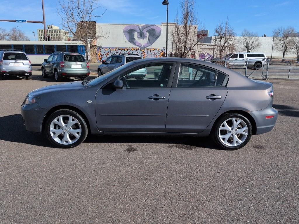2009 GRAY Mazda Mazda3 i (JM1BK32FX91) with an 4 Cyl, 2.0L engine, Automatic transmission, located at 10890 W. Colfax Ave., Lakewood, CO, 80215, (303) 274-7692, 39.739914, -105.120132 - Photo#7