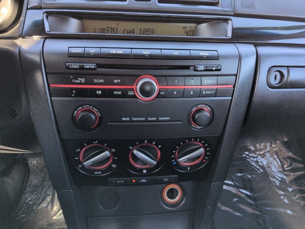 2009 GRAY Mazda Mazda3 i (JM1BK32FX91) with an 4 Cyl, 2.0L engine, Automatic transmission, located at 10890 W. Colfax Ave., Lakewood, CO, 80215, (303) 274-7692, 39.739914, -105.120132 - Photo#12