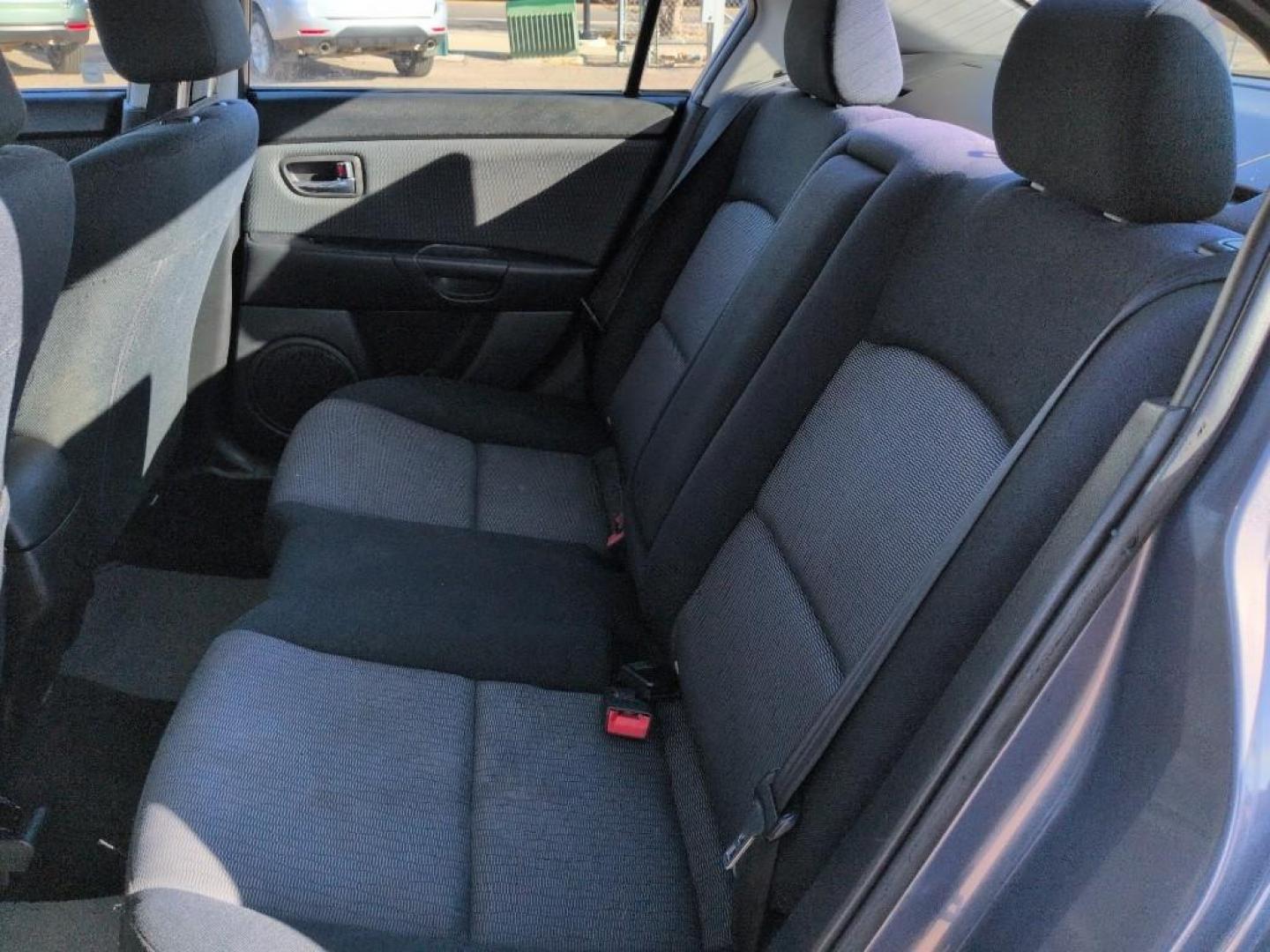 2009 GRAY Mazda Mazda3 i (JM1BK32FX91) with an 4 Cyl, 2.0L engine, Manual 5-Speed transmission, located at 10890 W. Colfax Ave., Lakewood, CO, 80215, (303) 274-7692, 39.739914, -105.120132 - Photo#15