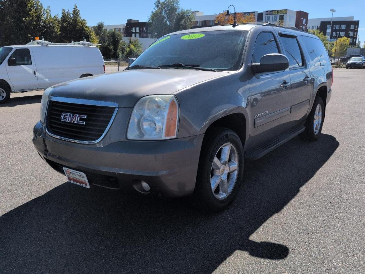 2013 GRAY /ACTUAL GMC Yukon XL SLT1 (1GKS2KE78DR) with an V8, 5.3L engine, Automatic transmission, located at 10890 W. Colfax Ave., Lakewood, CO, 80215, (303) 274-7692, 39.739914, -105.120132 - Photo#0