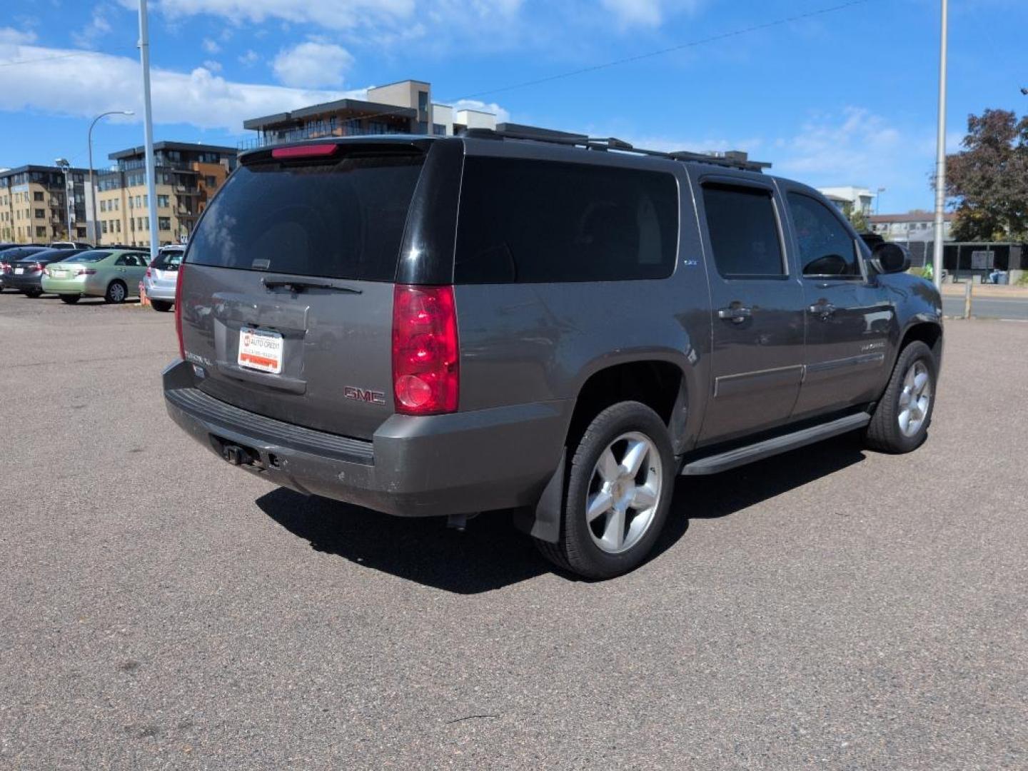 2013 GRAY /ACTUAL GMC Yukon XL SLT1 (1GKS2KE78DR) with an V8, 5.3L engine, Automatic transmission, located at 10890 W. Colfax Ave., Lakewood, CO, 80215, (303) 274-7692, 39.739914, -105.120132 - Photo#4