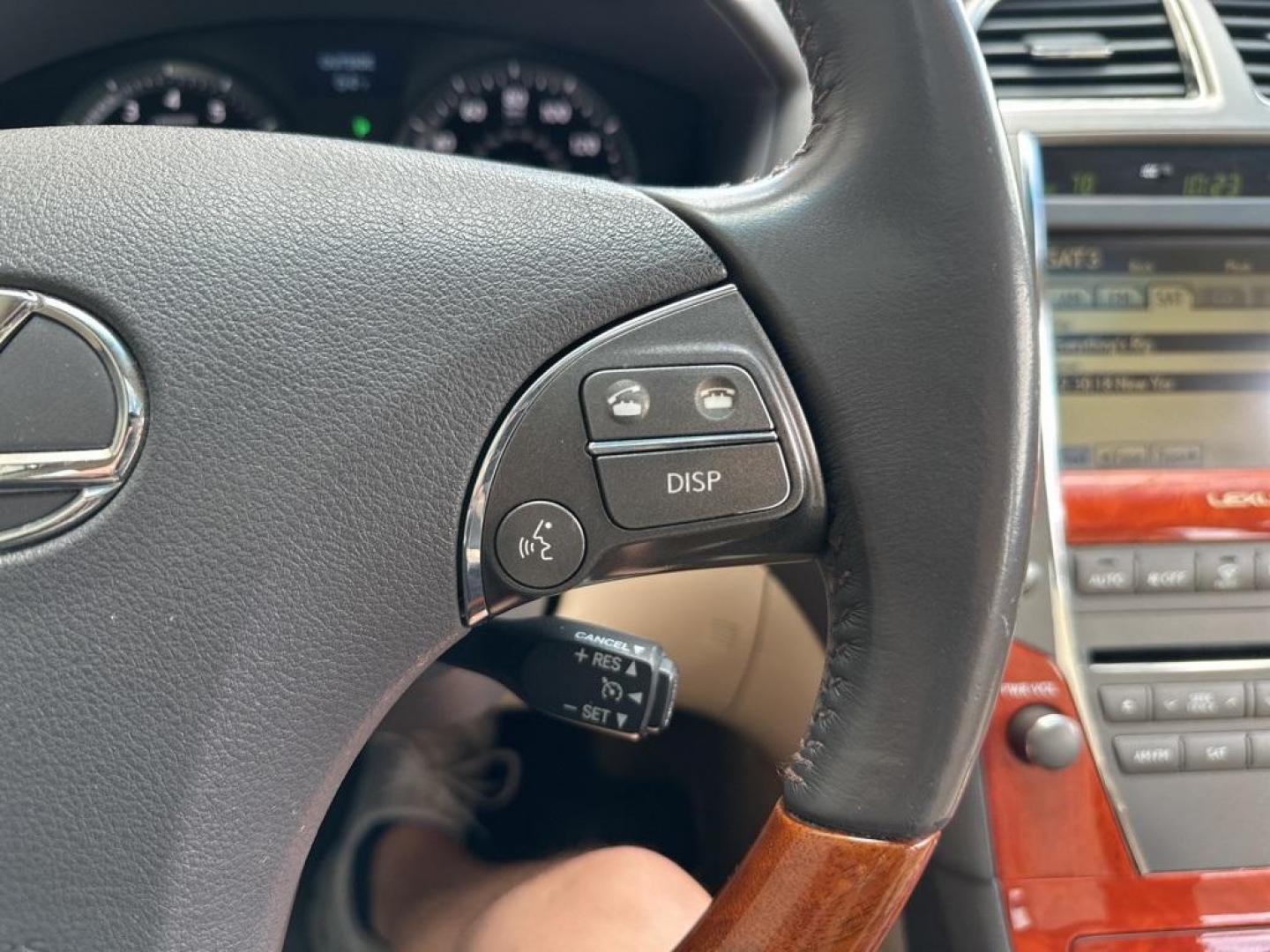 2010 White /Parchment Lexus ES 350 (JTHBK1EG2A2) with an 3.5L V6 DOHC Dual VVT-i 24V engine, Automatic transmission, located at 10890 W. Colfax Ave., Lakewood, CO, 80215, (303) 274-7692, 39.739914, -105.120132 - 2010 Lexus ES FWD All Cars Have Clean Titles And Are Serviced Before Sale., Backup Camera, Leather, Heated and Ventilated Seats, Non Smoker, No Pet Odor Or Hair, ES 350, Parchment Leather, 17'' 10-Spoke Aluminum Alloy Wheels, Heated and Ventilated Front Seats, High-Intensity Discharge Headlamps, N - Photo#25