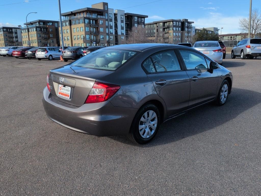 2012 GRAY Honda Civic LX (19XFB2F57CE) with an 4 Cyl, 1.8L engine, Automatic transmission, located at 10890 W. Colfax Ave., Lakewood, CO, 80215, (303) 274-7692, 39.739914, -105.120132 - Photo#4