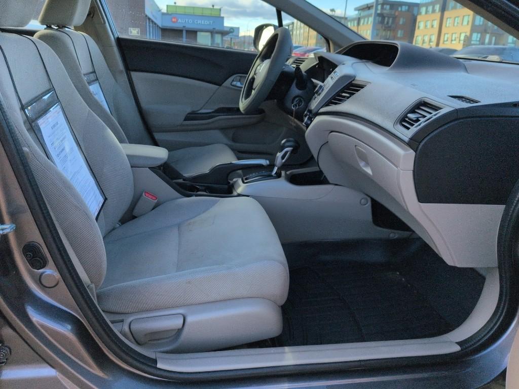 2012 GRAY Honda Civic LX (19XFB2F57CE) with an 4 Cyl, 1.8L engine, Automatic transmission, located at 10890 W. Colfax Ave., Lakewood, CO, 80215, (303) 274-7692, 39.739914, -105.120132 - Photo#17