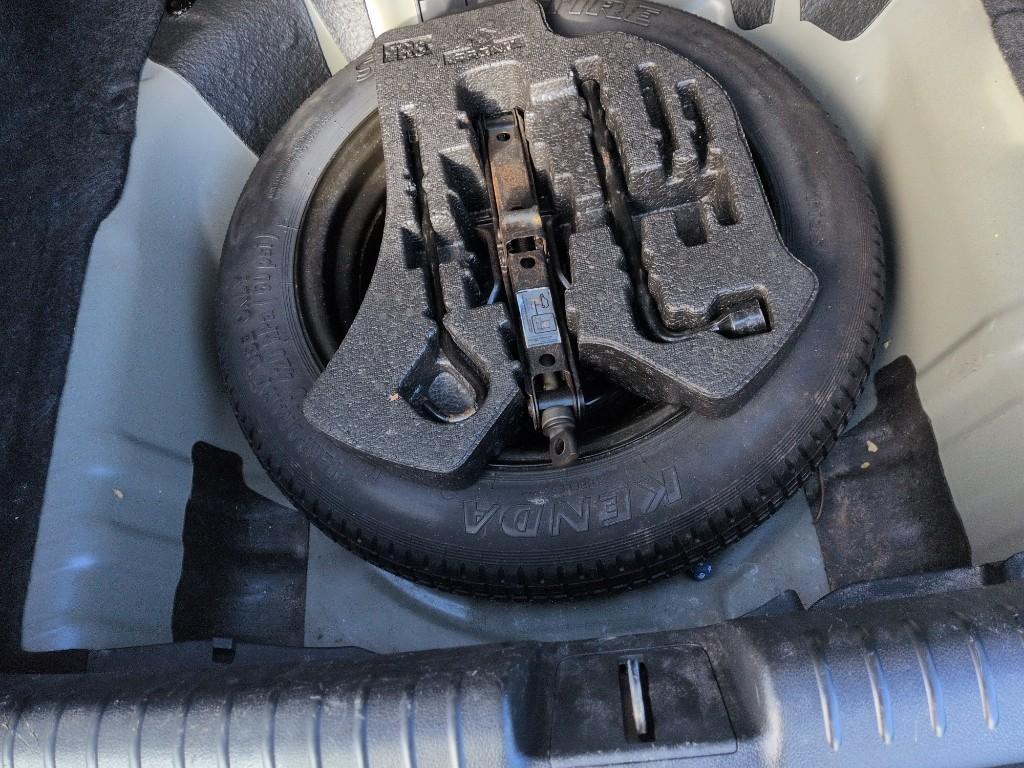 2012 GRAY Honda Civic LX (19XFB2F57CE) with an 4 Cyl, 1.8L engine, Automatic transmission, located at 10890 W. Colfax Ave., Lakewood, CO, 80215, (303) 274-7692, 39.739914, -105.120132 - Photo#21