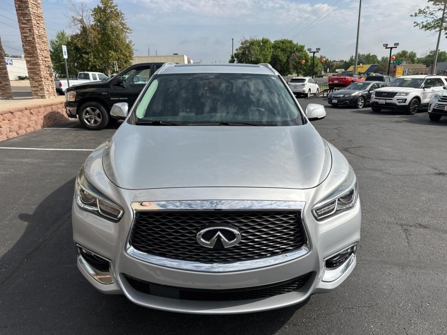 2019 Liquid Platinum /Graphite INFINITI QX60 LUXE (5N1DL0MM2KC) with an 3.5L V6 engine, CVT transmission, located at 10890 W. Colfax Ave., Lakewood, CO, 80215, (303) 274-7692, 39.739914, -105.120132 - 2019 INFINITI QX60, All Wheel Drive, 3rd Row Seat and in mint condition inside and out! <br>All Cars Have Clean Titles And Are Serviced Before Sale., <br>Clean Carfax, No Accident, Apple/Android Car Play, Blind Spot Monitoring, Backup Camera, Leather, Heated Seats, Bluetooth/ With Bluetooth Audio, N - Photo#2
