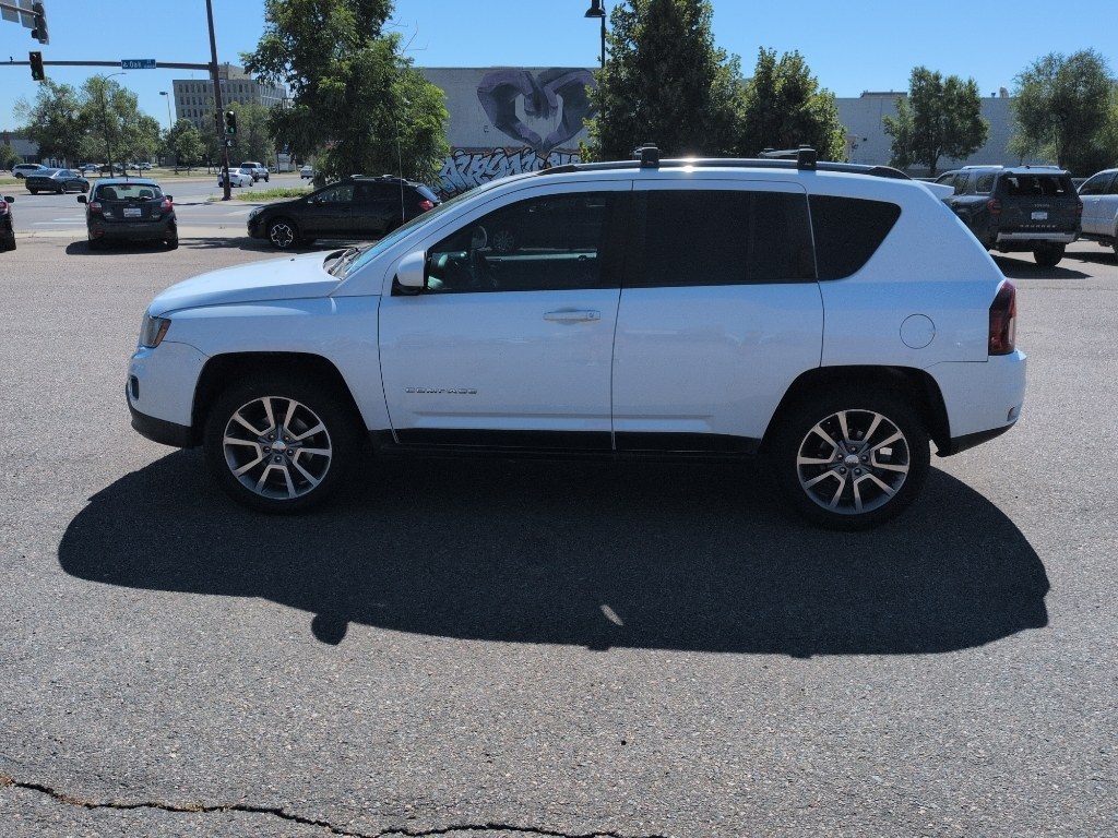 2014 WHITE Jeep Compass Limited (1C4NJCCB5ED) with an 4 Cyl, 2.4L engine, Automatic transmission, located at 10890 W. Colfax Ave., Lakewood, CO, 80215, (303) 274-7692, 39.739914, -105.120132- Photo#7
