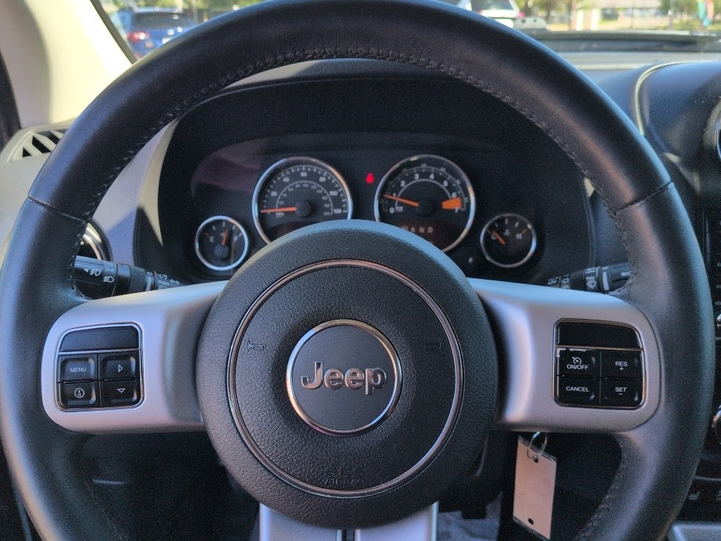 2014 WHITE Jeep Compass Limited (1C4NJCCB5ED) with an 4 Cyl, 2.4L engine, Automatic transmission, located at 10890 W. Colfax Ave., Lakewood, CO, 80215, (303) 274-7692, 39.739914, -105.120132- Photo#11