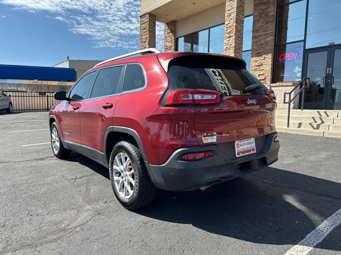 2017 Deep Cherry Red Crystal Pearlcoat /Black Jeep Cherokee Latitude (1C4PJMCB9HW) with an 2.4L I4 MultiAir engine, Automatic transmission, located at 10890 W. Colfax Ave., Lakewood, CO, 80215, (303) 274-7692, 39.739914, -105.120132 - 2017 Jeep Cherokee 4WD<br><br>D1 Auto NEVER charges dealer fees! All cars have clean titles and have been inspected for mechanical issues. We have financing for everyone. Good credit, bad credit, first time buyers.<br>Clean CARFAX.<br>Please call Lakewood Location 303-274-7692 or Thornton 303-287-55 - Photo#7