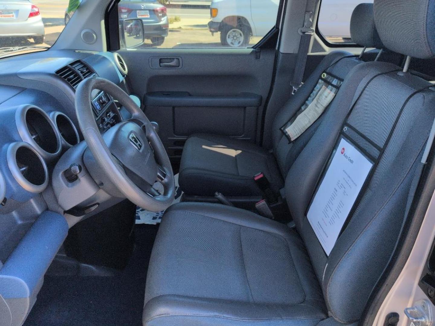 2005 SILVER Honda Element LX (5J6YH17375L) with an 4 Cyl, 2.4L engine, Manual transmission, located at 10890 W. Colfax Ave., Lakewood, CO, 80215, (303) 274-7692, 39.739914, -105.120132 - Photo#9
