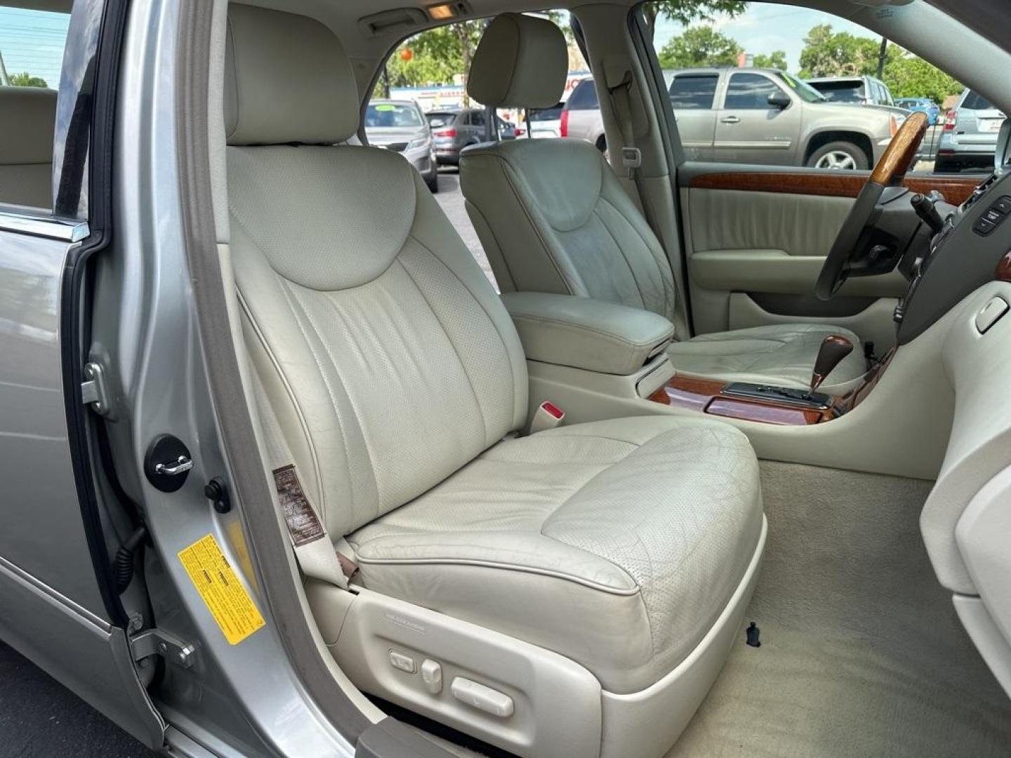 2003 Millennium Silver Metallic /Ivory Lexus LS 430 (JTHBN30F230) with an 4.3L V8 SMPI DOHC engine, Automatic transmission, located at 10890 W. Colfax Ave., Lakewood, CO, 80215, (303) 274-7692, 39.739914, -105.120132 - 2003 Lexus LS IN GOOD CONDITION with a clean title. This car has been inspected and inspection will be passed to the next owner. The good, everything works as it should. This car is sold as is with no warranty do to age and miles. <br><br>D1 Auto NEVER charges dealer fees! All cars have clean titles - Photo#15
