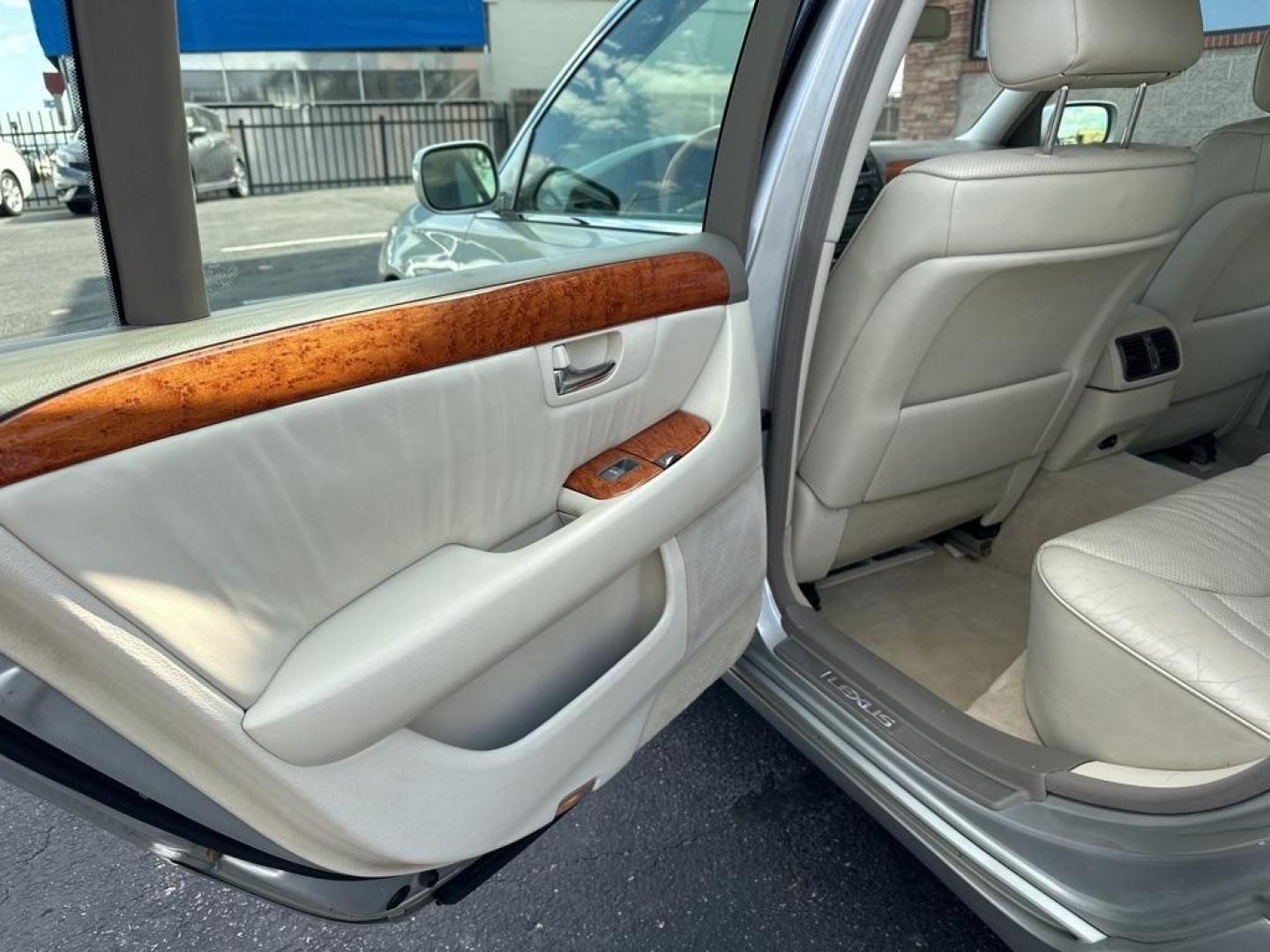 2003 Millennium Silver Metallic /Ivory Lexus LS 430 (JTHBN30F230) with an 4.3L V8 SMPI DOHC engine, Automatic transmission, located at 10890 W. Colfax Ave., Lakewood, CO, 80215, (303) 274-7692, 39.739914, -105.120132 - 2003 Lexus LS IN GOOD CONDITION with a clean title. This car has been inspected and inspection will be passed to the next owner. The good, everything works as it should. This car is sold as is with no warranty do to age and miles. <br><br>D1 Auto NEVER charges dealer fees! All cars have clean titles - Photo#21