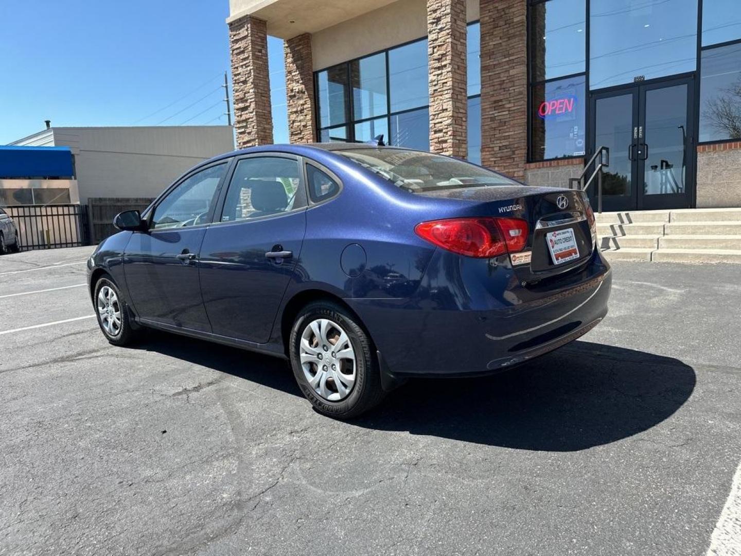 2010 Regatta Blue Pearl /Gray Hyundai Elantra GLS (KMHDU4ADXAU) with an I4 engine, Automatic transmission, located at 10890 W. Colfax Ave., Lakewood, CO, 80215, (303) 274-7692, 39.739914, -105.120132 - 2010 Hyundai Elantra<br><br>D1 Auto NEVER charges dealer fees! All cars have clean titles and have been inspected for mechanical issues. We have financing for everyone. Good credit, bad credit, first time buyers.<br><br>Please call Lakewood Location 303-274-7692 or Thornton 303-287-5511 to schedule - Photo#7