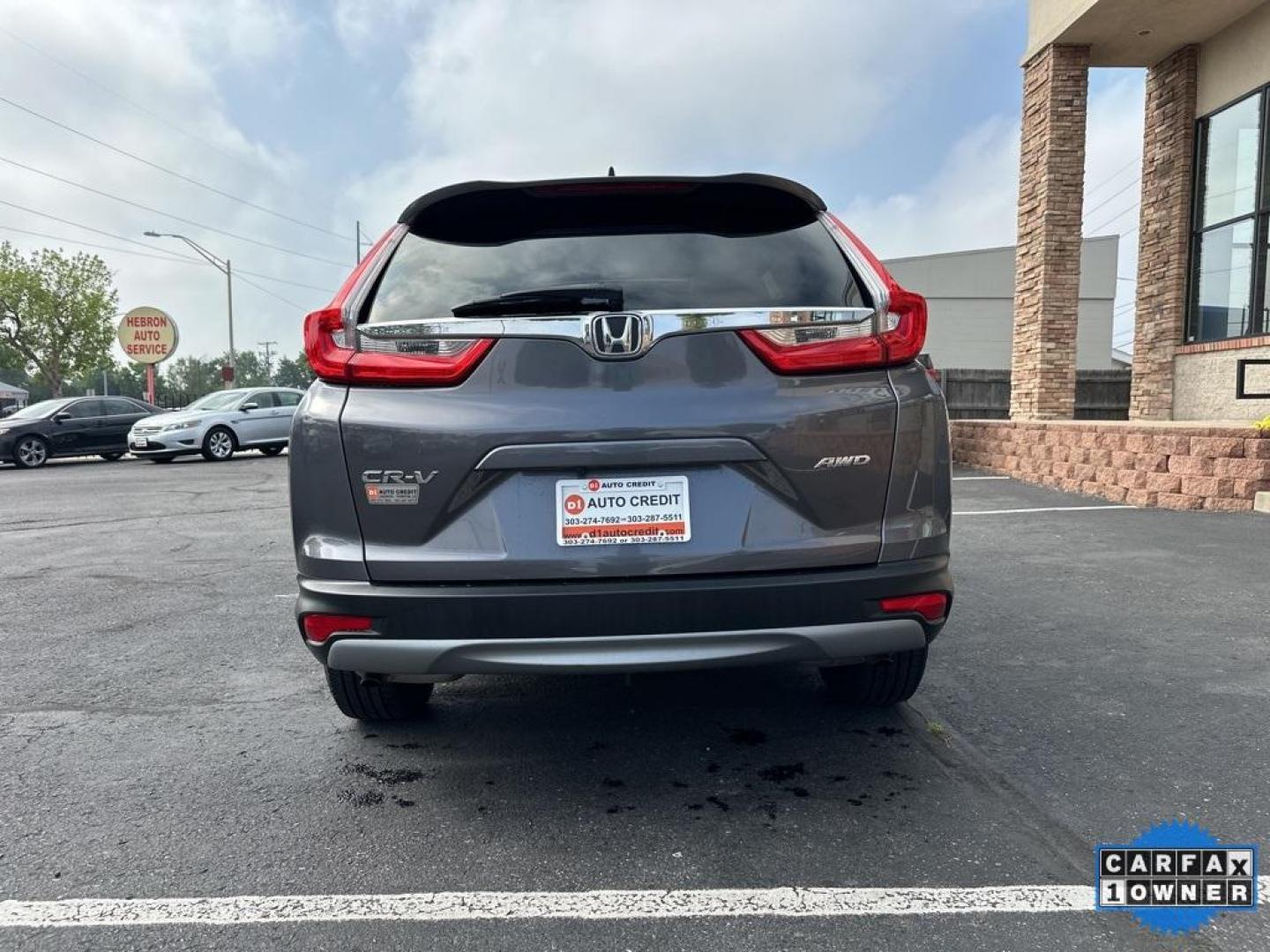 2017 Lunar Silver Metallic /Gray Honda CR-V EX-L (5J6RW2H85HL) with an 1.5L I4 DOHC 16V engine, CVT transmission, located at 10890 W. Colfax Ave., Lakewood, CO, 80215, (303) 274-7692, 39.739914, -105.120132 - 2017 Honda CR-V E-XL, Clean Title with very low miles!<br><br>All Cars Have Clean Titles And Are Serviced Before Sale., Blind Spot Monitoring, Backup Camera, Leather, Heated Seats, Bluetooth/ With Bluetooth Audio, New Brakes, AWD, Power moonroof.<br>D1 Auto NEVER charges dealer fees! All cars have c - Photo#6