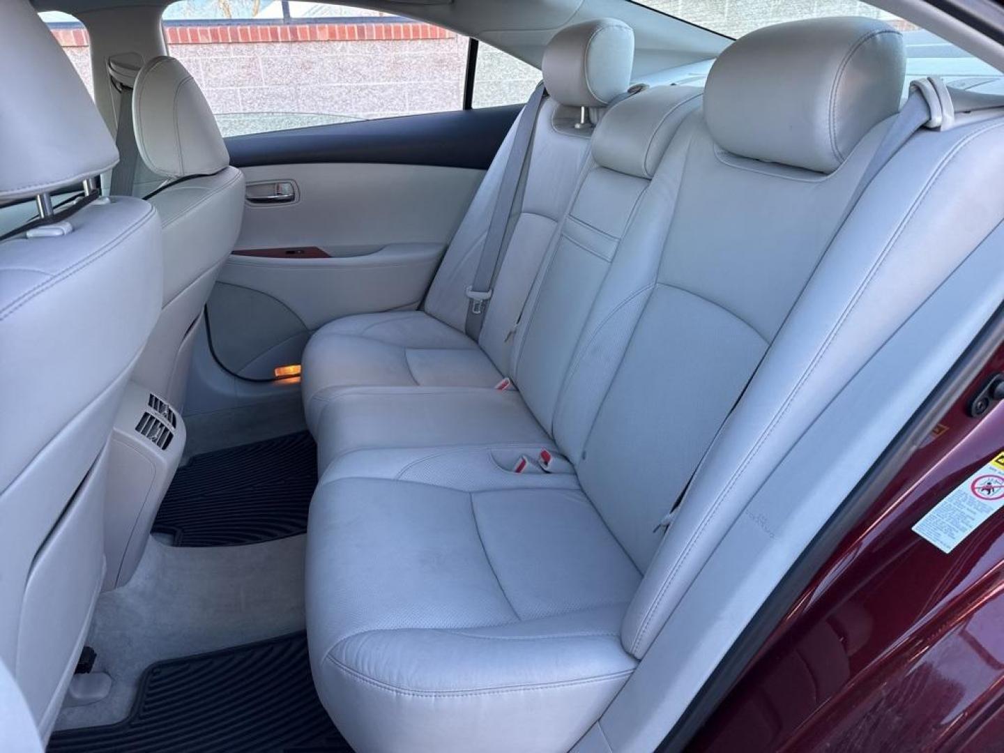 2008 Royal Ruby Metallic /Light Gray Lexus ES 350 (JTHBJ46G882) with an 3.5L V6 DOHC Dual VVT-i 24V engine, Automatic transmission, located at 10890 W. Colfax Ave., Lakewood, CO, 80215, (303) 274-7692, 39.739914, -105.120132 - 2008 Lexus ES FWD Light Gray Cloth.<br><br>D1 Auto NEVER charges dealer fees! All cars have clean titles and have been inspected for mechanical issues. We have financing for everyone. Good credit, bad credit, first time buyers.<br>Odometer is 7992 miles below market average!<br>Please call Lakewood - Photo#17