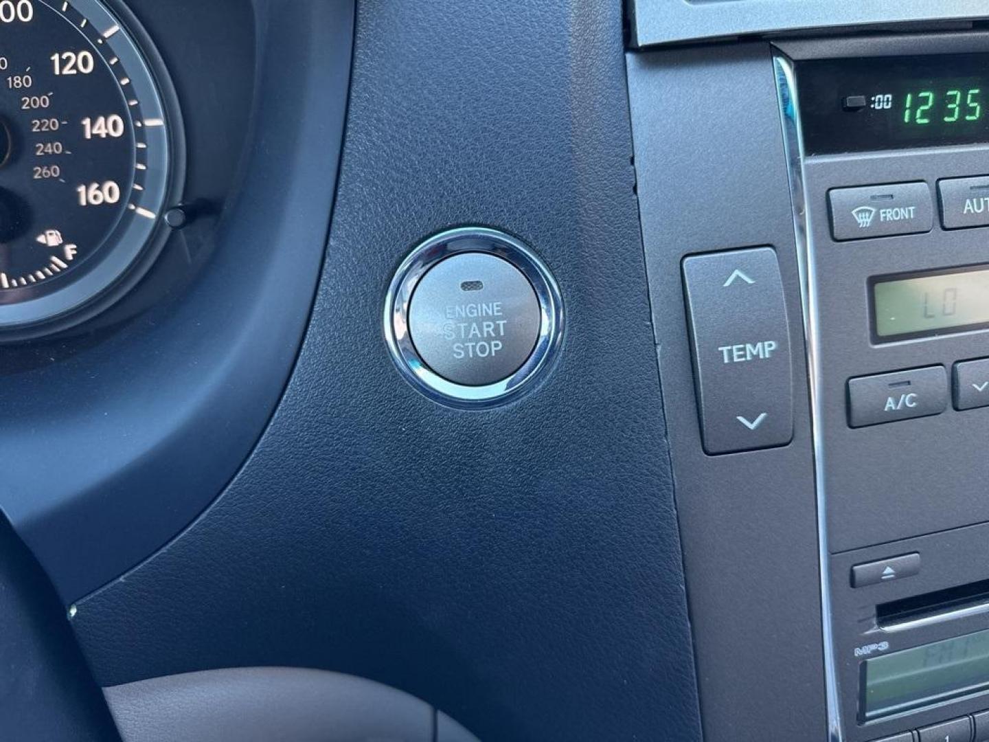 2008 Royal Ruby Metallic /Light Gray Lexus ES 350 (JTHBJ46G882) with an 3.5L V6 DOHC Dual VVT-i 24V engine, Automatic transmission, located at 10890 W. Colfax Ave., Lakewood, CO, 80215, (303) 274-7692, 39.739914, -105.120132 - 2008 Lexus ES FWD Light Gray Cloth.<br><br>D1 Auto NEVER charges dealer fees! All cars have clean titles and have been inspected for mechanical issues. We have financing for everyone. Good credit, bad credit, first time buyers.<br>Odometer is 7992 miles below market average!<br>Please call Lakewood - Photo#22