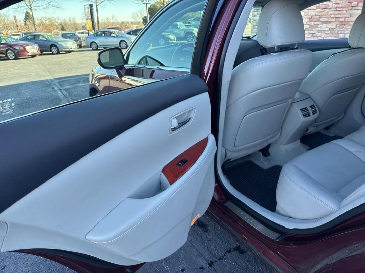 2008 Royal Ruby Metallic /Light Gray Lexus ES 350 (JTHBJ46G882) with an 3.5L V6 DOHC Dual VVT-i 24V engine, Automatic transmission, located at 10890 W. Colfax Ave., Lakewood, CO, 80215, (303) 274-7692, 39.739914, -105.120132 - 2008 Lexus ES FWD Light Gray Cloth.<br><br>D1 Auto NEVER charges dealer fees! All cars have clean titles and have been inspected for mechanical issues. We have financing for everyone. Good credit, bad credit, first time buyers.<br>Odometer is 7992 miles below market average!<br>Please call Lakewood - Photo#27