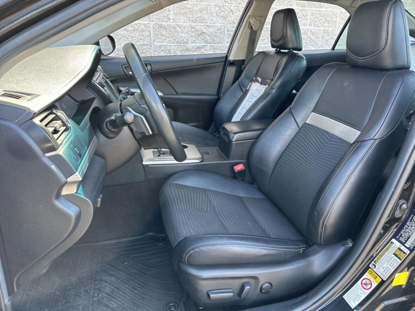 2014 BLACK Toyota Camry SE (4T1BF1FK9EU) with an 4 Cyl, 2.5L engine, Automatic transmission, located at 10890 W. Colfax Ave., Lakewood, CO, 80215, (303) 274-7692, 39.739914, -105.120132 - Introducing the 2014 Toyota Camry SE, a stunning blend of reliability, efficiency, and style that stands out on the road! This vehicle is perfect for those who crave a dynamic driving experience without compromising on comfort and practicality.<br><br>Under the hood, you'll find a spirited 2.5L 4-cy - Photo#34
