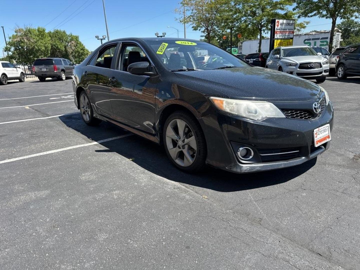 2014 BLACK Toyota Camry SE (4T1BF1FK9EU) with an 4 Cyl, 2.5L engine, Automatic transmission, located at 10890 W. Colfax Ave., Lakewood, CO, 80215, (303) 274-7692, 39.739914, -105.120132 - Introducing the 2014 Toyota Camry SE, a stunning blend of reliability, efficiency, and style that stands out on the road! This vehicle is perfect for those who crave a dynamic driving experience without compromising on comfort and practicality.<br><br>Under the hood, you'll find a spirited 2.5L 4-cy - Photo#25