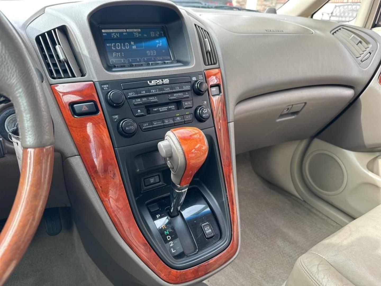 2002 Burnished Gold Metallic /Ivory Lexus RX 300 (JTJGF10U820) with an 3.0L V6 SMPI DOHC engine, Automatic transmission, located at 10890 W. Colfax Ave., Lakewood, CO, 80215, (303) 274-7692, 39.739914, -105.120132 - 2002 Lexus RX<br><br>D1 Auto NEVER charges dealer fees! All cars have clean titles and have been inspected for mechanical issues. We have financing for everyone. Good credit, bad credit, first time buyers.<br>Clean CARFAX.<br>Please call Lakewood Location 303-274-7692 or Thornton 303-287-5511 to sch - Photo#10