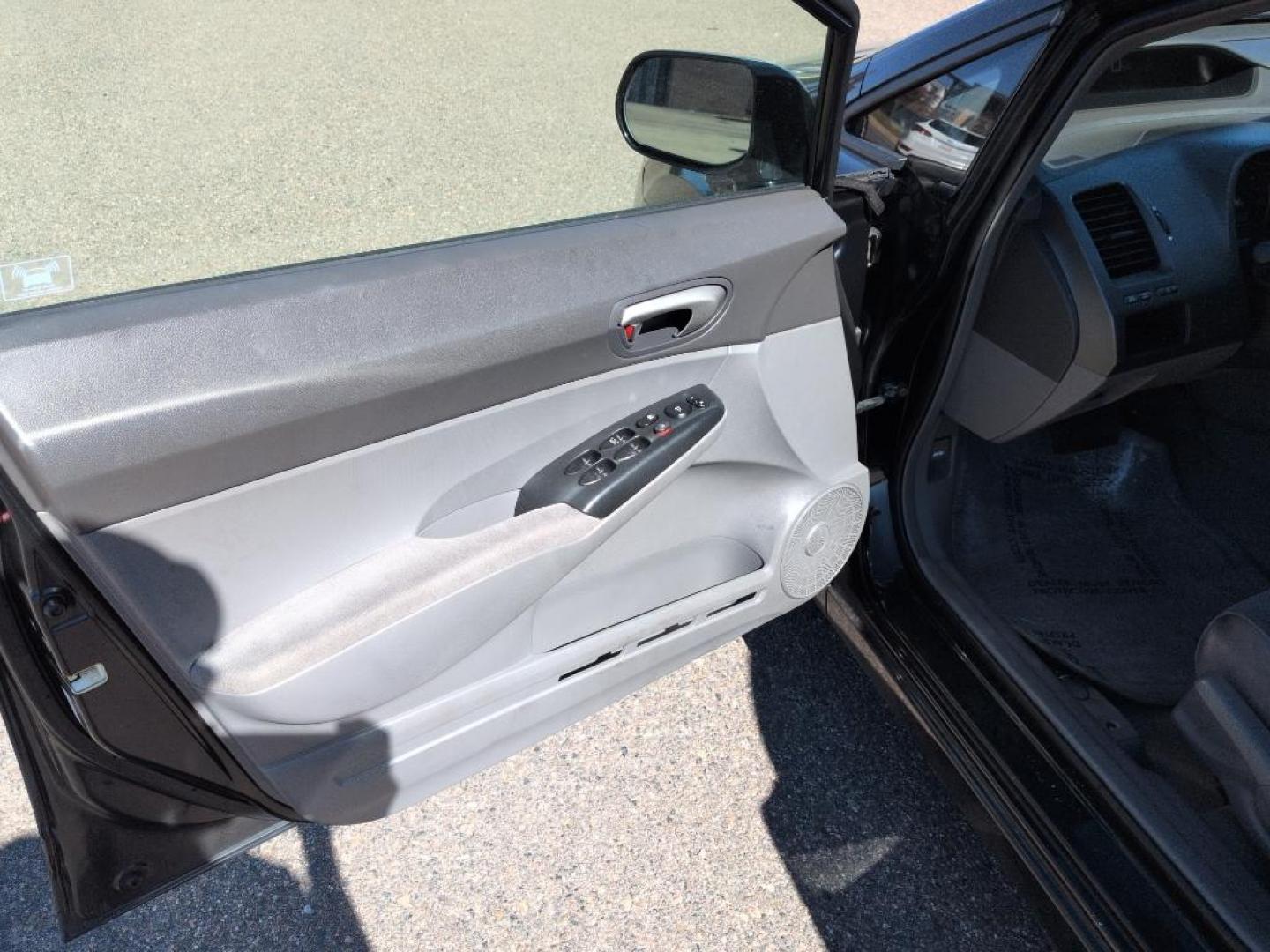 2008 BLACK Honda Civic LX (1HGFA165X8L) with an 4 Cyl, 1.8L engine, Automatic transmission, located at 10890 W. Colfax Ave., Lakewood, CO, 80215, (303) 274-7692, 39.739914, -105.120132 - Photo#8