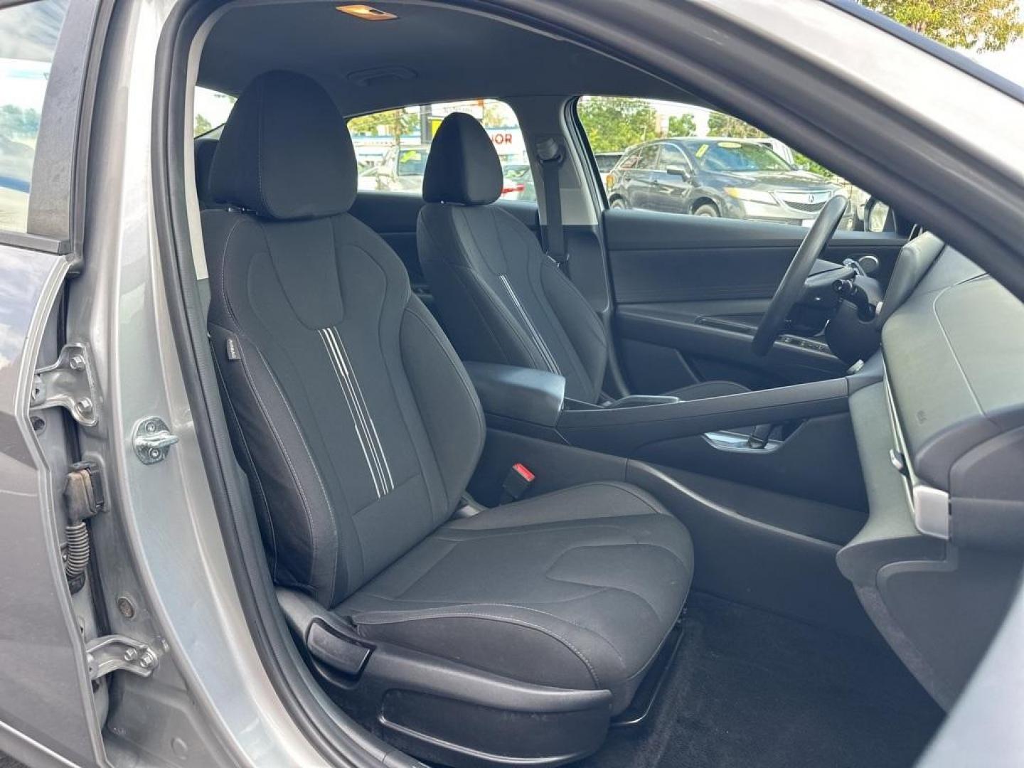 2021 Shimmering Silver Pearl /Black Hyundai Elantra SEL (5NPLM4AG9MH) with an 2.0L 4-Cylinder DOHC 16V engine, CVT transmission, located at 10890 W. Colfax Ave., Lakewood, CO, 80215, (303) 274-7692, 39.739914, -105.120132 - 2021 Hyundai Elantra One Owner, SEL loaded with, blind spot detection, Apple/Android Carplay, Lane departure warning, push button start and excellent fuel economy. <br><br>All Cars Have Clean Titles And Are Serviced Before Sale., CarfaxOne Owner, No Accidents, Apple/Android Car Play, Backup Camera, - Photo#16