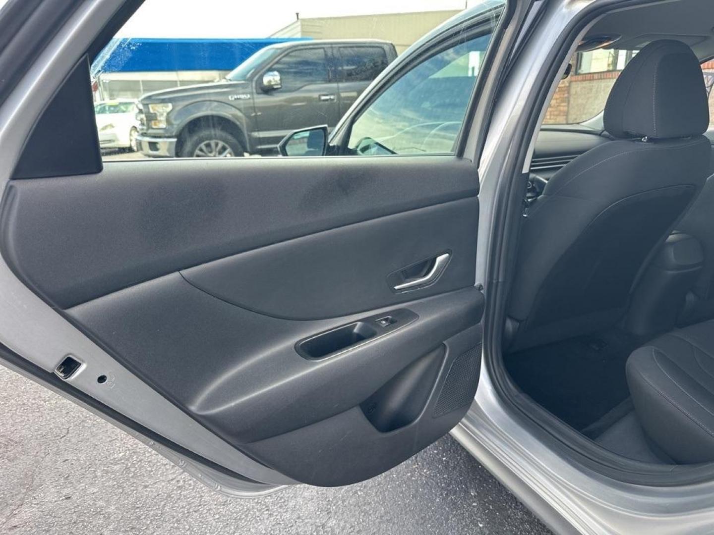 2021 Shimmering Silver Pearl /Black Hyundai Elantra SEL (5NPLM4AG9MH) with an 2.0L 4-Cylinder DOHC 16V engine, CVT transmission, located at 10890 W. Colfax Ave., Lakewood, CO, 80215, (303) 274-7692, 39.739914, -105.120132 - 2021 Hyundai Elantra One Owner, SEL loaded with, blind spot detection, Apple/Android Carplay, Lane departure warning, push button start and excellent fuel economy. <br><br>All Cars Have Clean Titles And Are Serviced Before Sale., CarfaxOne Owner, No Accidents, Apple/Android Car Play, Backup Camera, - Photo#24