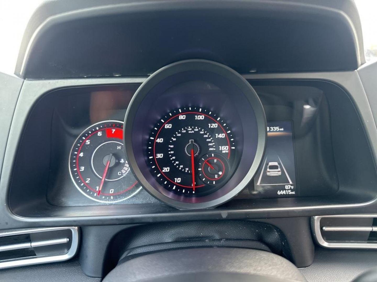 2021 Shimmering Silver Pearl /Black Hyundai Elantra SEL (5NPLM4AG9MH) with an 2.0L 4-Cylinder DOHC 16V engine, CVT transmission, located at 10890 W. Colfax Ave., Lakewood, CO, 80215, (303) 274-7692, 39.739914, -105.120132 - 2021 Hyundai Elantra One Owner, SEL loaded with, blind spot detection, Apple/Android Carplay, Lane departure warning, push button start and excellent fuel economy. <br><br>All Cars Have Clean Titles And Are Serviced Before Sale., CarfaxOne Owner, No Accidents, Apple/Android Car Play, Backup Camera, - Photo#8