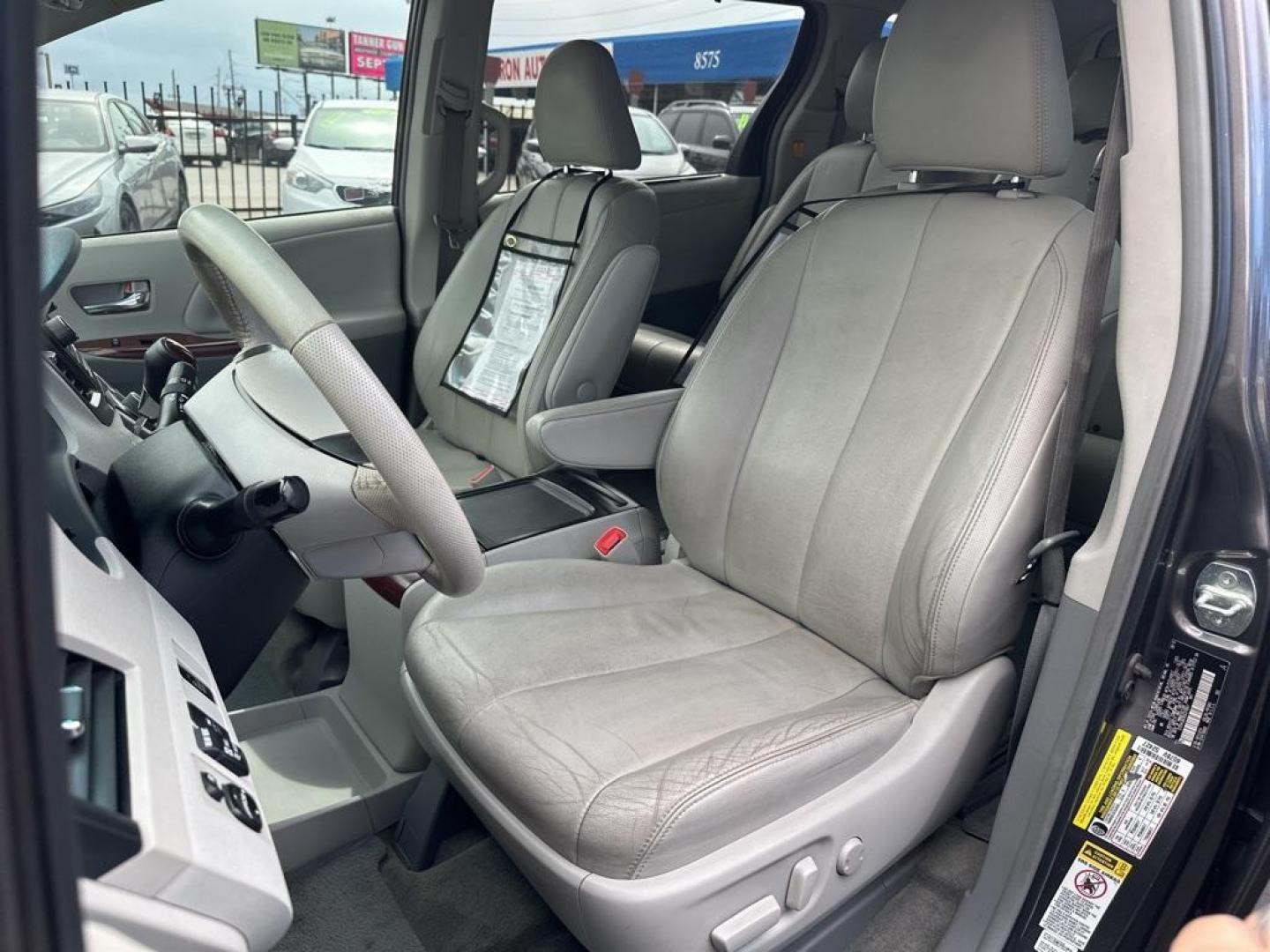 2013 GRAY Toyota Sienna XLE FWD 8-PASSENGER (5TDYK3DC9DS) with an V6, 3.5L engine, Automatic transmission, located at 10890 W. Colfax Ave., Lakewood, CO, 80215, (303) 274-7692, 39.739914, -105.120132 - Photo#39