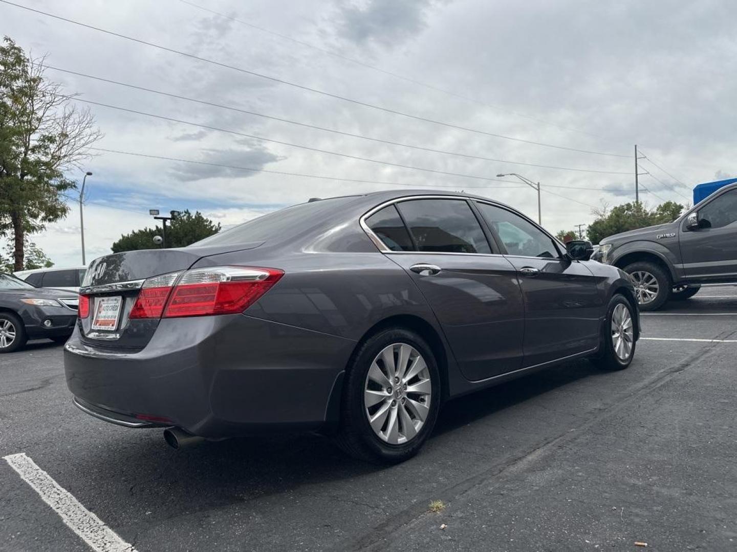 2015 Modern Steel Metallic /Gray Honda Accord EX-L (1HGCR2F80FA) with an 2.4L I4 DOHC i-VTEC 16V engine, CVT transmission, located at 10890 W. Colfax Ave., Lakewood, CO, 80215, (303) 274-7692, 39.739914, -105.120132 - 2015 Honda Accord in excellent condition inside and out. Clean title and really shows pride of ownership. Non smoker and loaded with, heated leather seats, Bluetooth with Bluetooh audio to play your music, sun roof, 2 sets of floor mats, and fully serviced. <br>All Cars Have Clean Titles And Are Ser - Photo#5