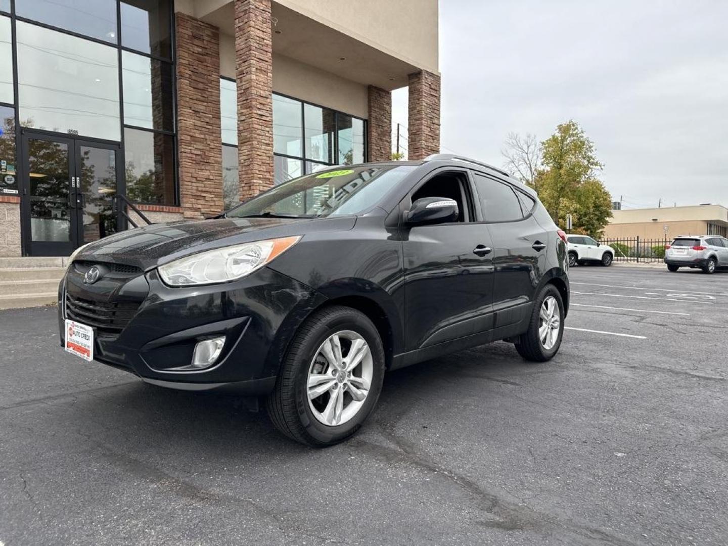 2013 Ash Black /Black Hyundai Tucson GLS (KM8JUCAC6DU) with an 2.4L I4 MPI DOHC CVVT 16V Theta 2 engine, Automatic transmission, located at 10890 W. Colfax Ave., Lakewood, CO, 80215, (303) 274-7692, 39.739914, -105.120132 - 2013 Hyundai Tucson<br><br>D1 Auto NEVER charges dealer fees! All cars have clean titles and have been inspected for mechanical issues. We have financing for everyone. Good credit, bad credit, first time buyers.<br><br>Please call Lakewood Location 303-274-7692 or Thornton 303-287-5511 to schedule a - Photo#1