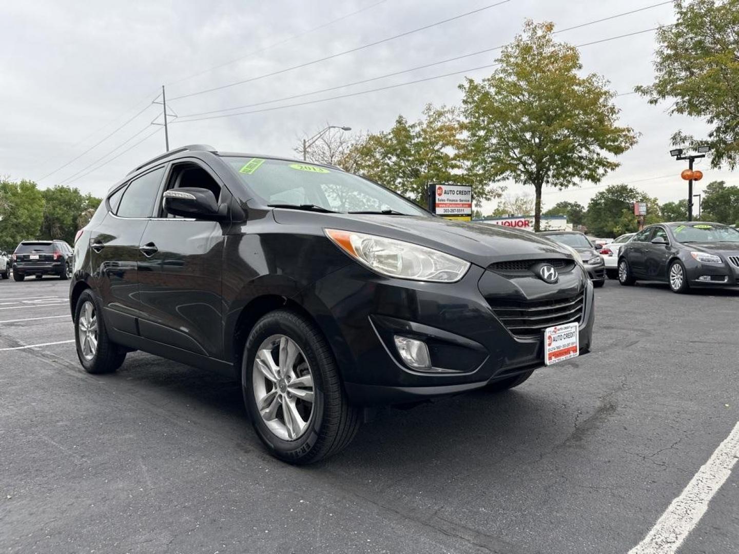2013 Ash Black /Black Hyundai Tucson GLS (KM8JUCAC6DU) with an 2.4L I4 MPI DOHC CVVT 16V Theta 2 engine, Automatic transmission, located at 10890 W. Colfax Ave., Lakewood, CO, 80215, (303) 274-7692, 39.739914, -105.120132 - 2013 Hyundai Tucson<br><br>D1 Auto NEVER charges dealer fees! All cars have clean titles and have been inspected for mechanical issues. We have financing for everyone. Good credit, bad credit, first time buyers.<br><br>Please call Lakewood Location 303-274-7692 or Thornton 303-287-5511 to schedule a - Photo#3