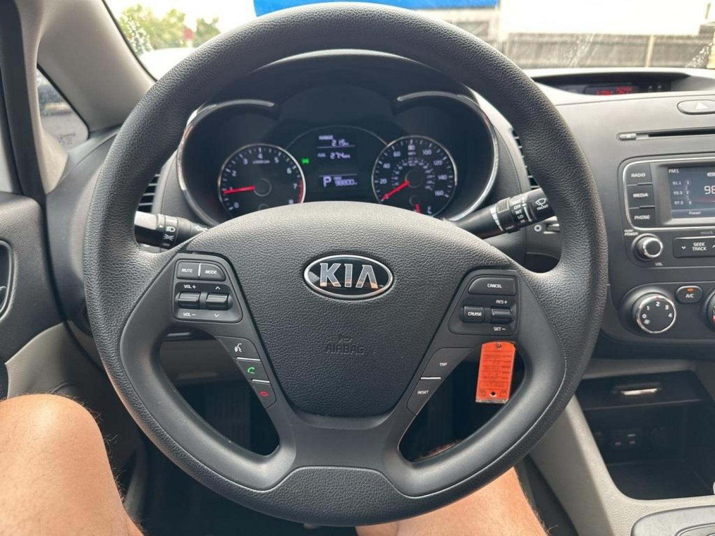 2016 Snow White Pearl /Gray Kia Forte LX (KNAFX4A64G5) with an 1.8L I4 DOHC Dual CVVT engine, Automatic transmission, located at 10890 W. Colfax Ave., Lakewood, CO, 80215, (303) 274-7692, 39.739914, -105.120132 - 2016 Kia Forte<br><br>D1 Auto NEVER charges dealer fees! All cars have clean titles and have been inspected for mechanical issues. We have financing for everyone. Good credit, bad credit, first time buyers.<br><br>Please call Lakewood Location 303-274-7692 or Thornton 303-287-5511 to schedule a test - Photo#10