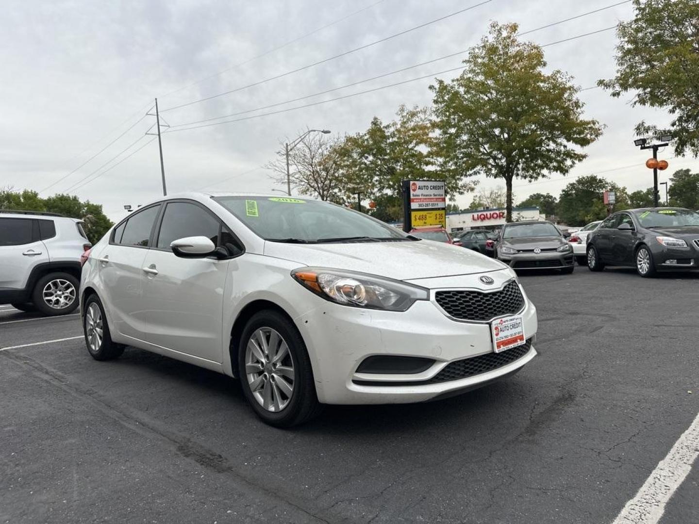 2016 Snow White Pearl /Gray Kia Forte LX (KNAFX4A64G5) with an 1.8L I4 DOHC Dual CVVT engine, Automatic transmission, located at 10890 W. Colfax Ave., Lakewood, CO, 80215, (303) 274-7692, 39.739914, -105.120132 - 2016 Kia Forte<br><br>D1 Auto NEVER charges dealer fees! All cars have clean titles and have been inspected for mechanical issues. We have financing for everyone. Good credit, bad credit, first time buyers.<br><br>Please call Lakewood Location 303-274-7692 or Thornton 303-287-5511 to schedule a test - Photo#3